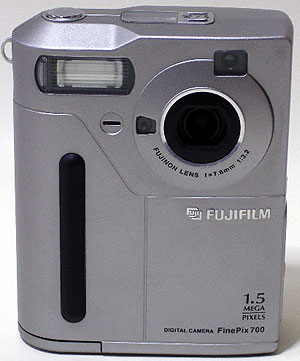 FinePix700